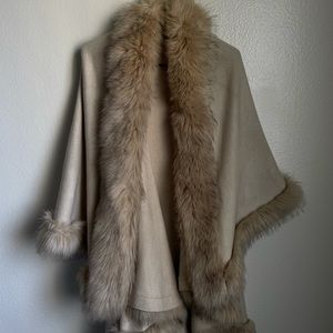 FAUX FUR  COAT